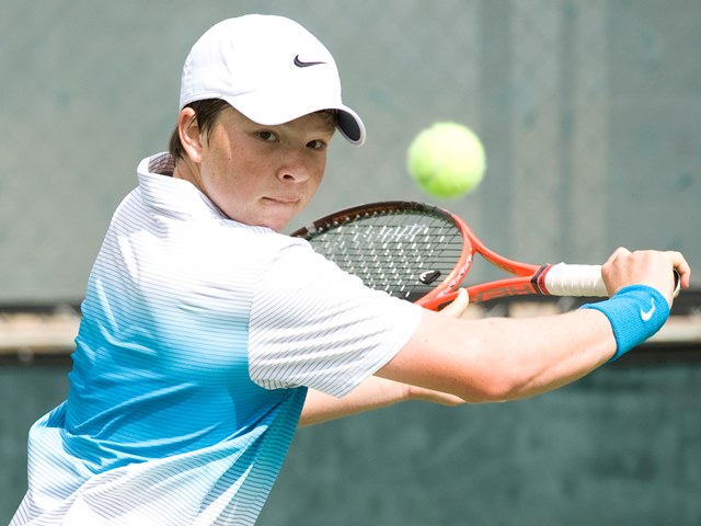 Kozlov Beats Giron in Mason Zisette Memorial Singles Final